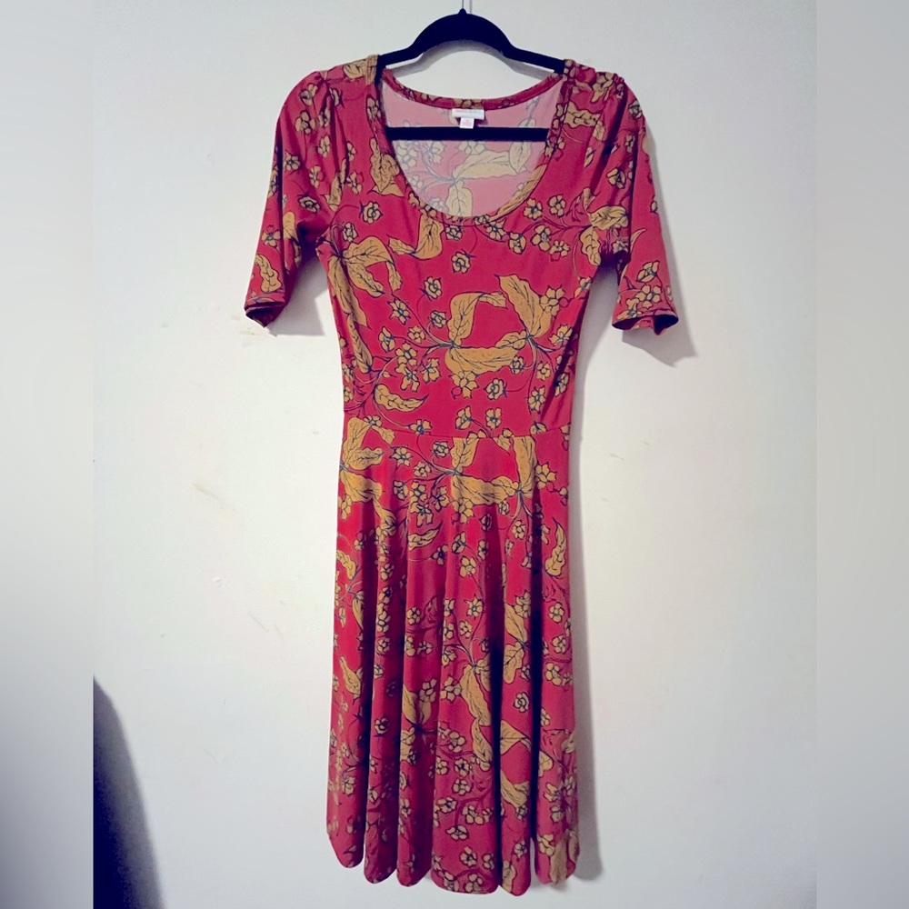 NWOT LuLaRoe Nicole Swing Dress